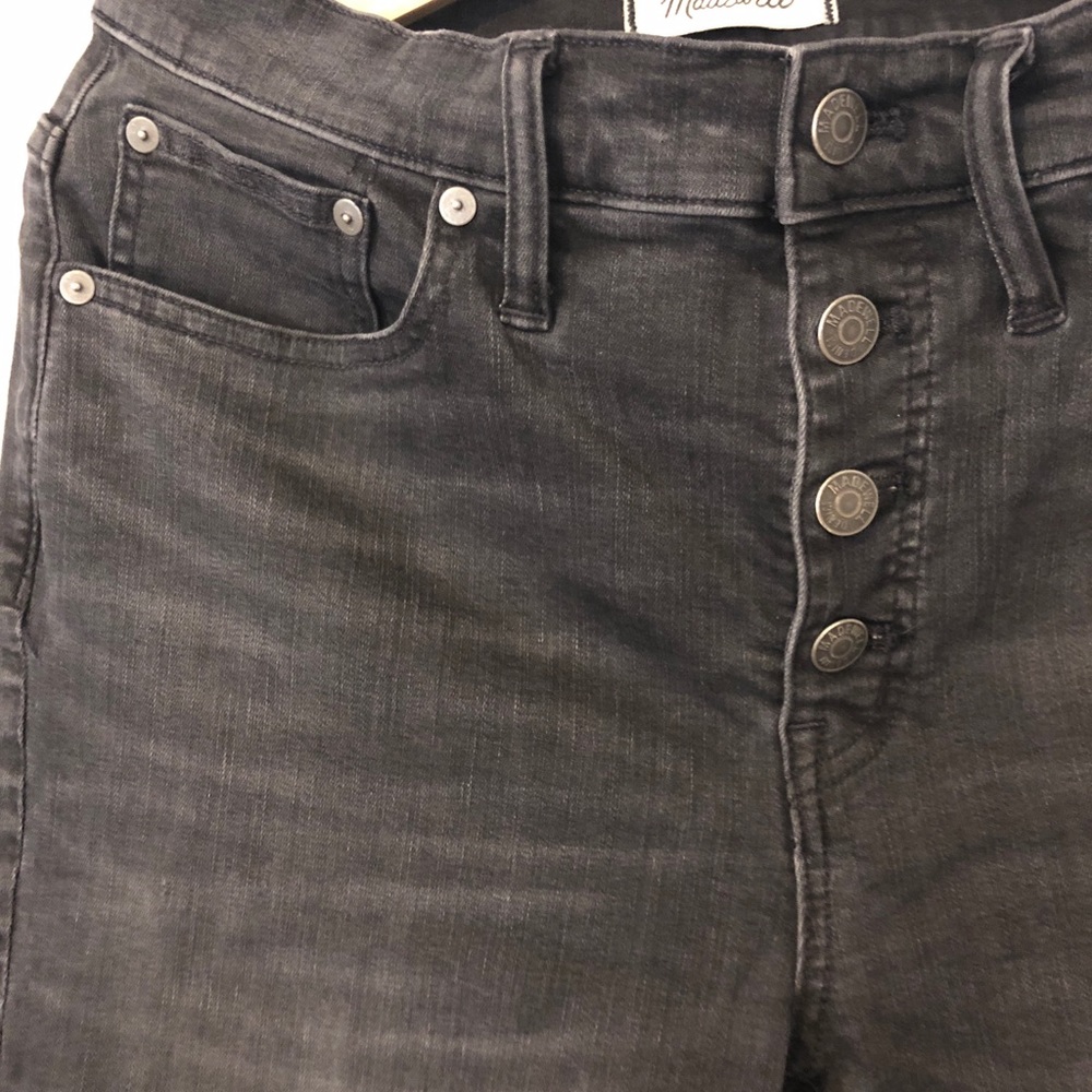 Cali Demi Boot Jeans: Assymetrical Hem